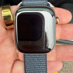 Apple Watch Series 10 Gps+Cellular 42mm Gold Titanium